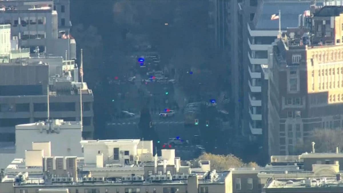 Two National Guardsmen shot near the White House