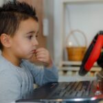 5 practical tips for guiding kids through screen time and online safety without the power struggle